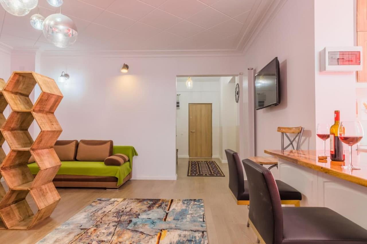 Inova Central Apartment บูคาเรสต์ ภายนอก รูปภาพ